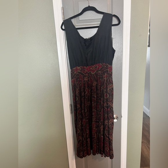 Karin Stevens Multi-Color Vintage Jacket & Matching Dress - Picture 2 of 3